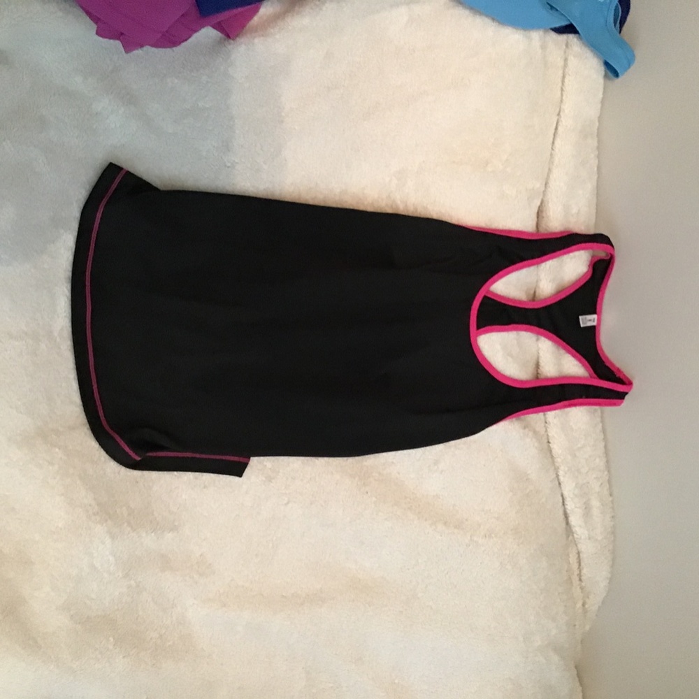 Workout Tops - Picture 5 of 5